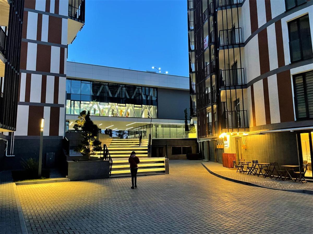 New In A Wonderful Residential Complex Apartment *